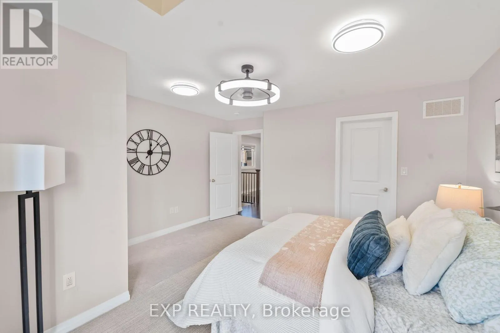 116 BUR OAK DRIVE