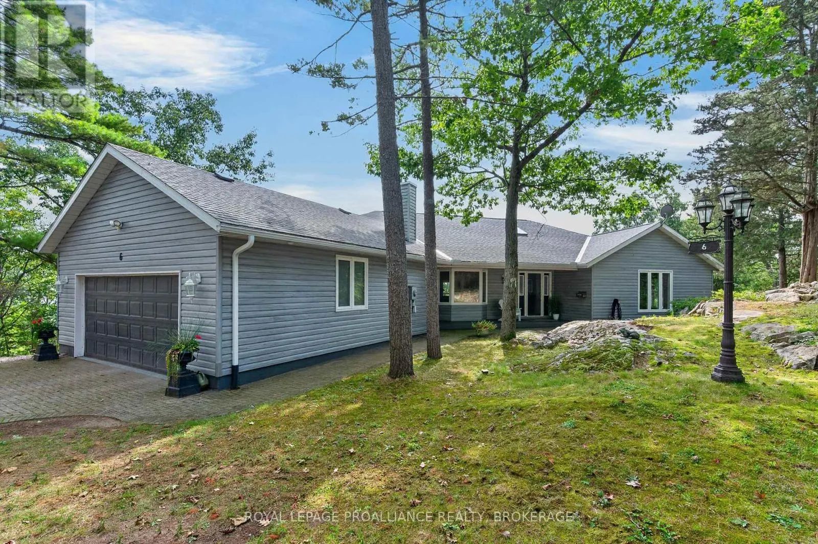 6 VANSTON ROAD