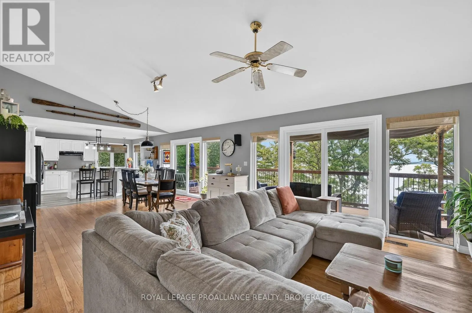 6 VANSTON ROAD