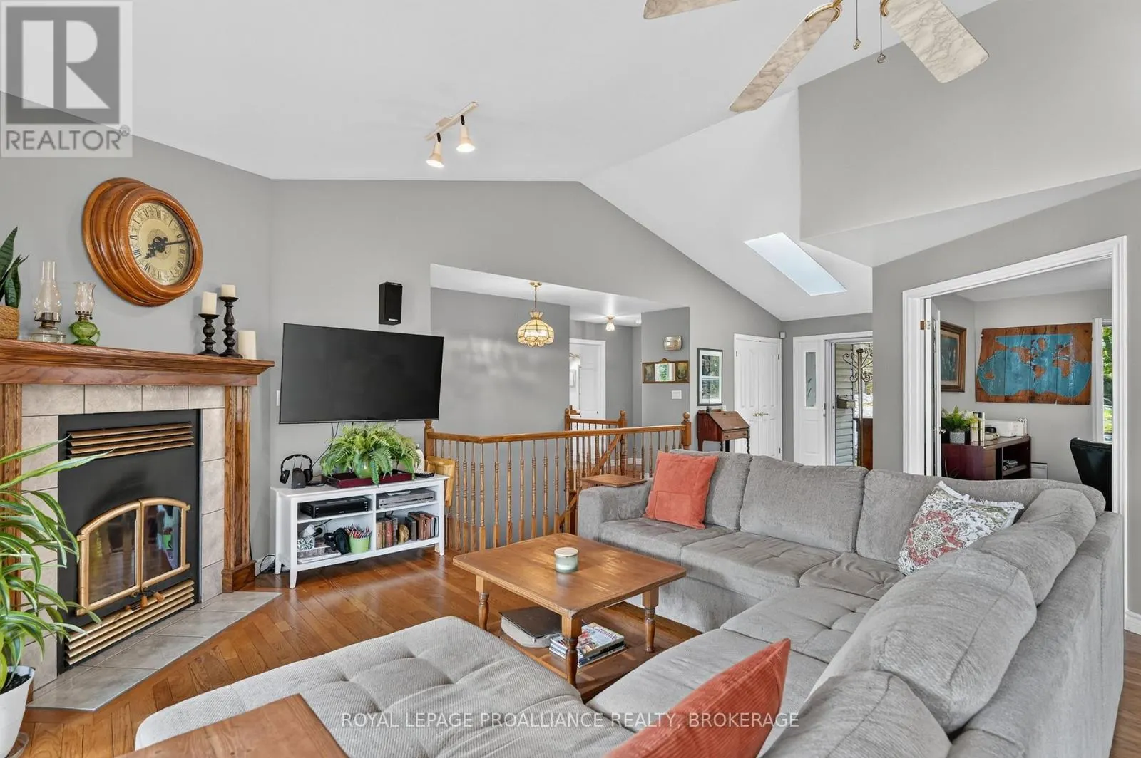 6 VANSTON ROAD