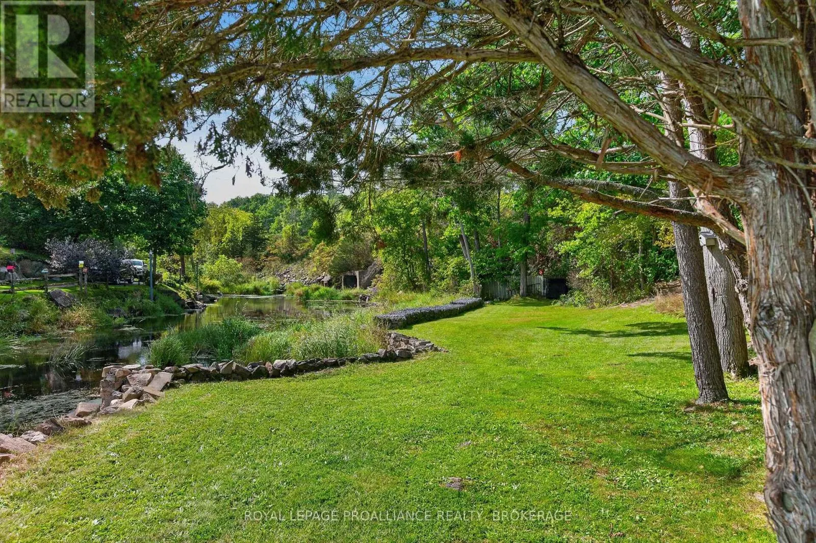6 VANSTON ROAD