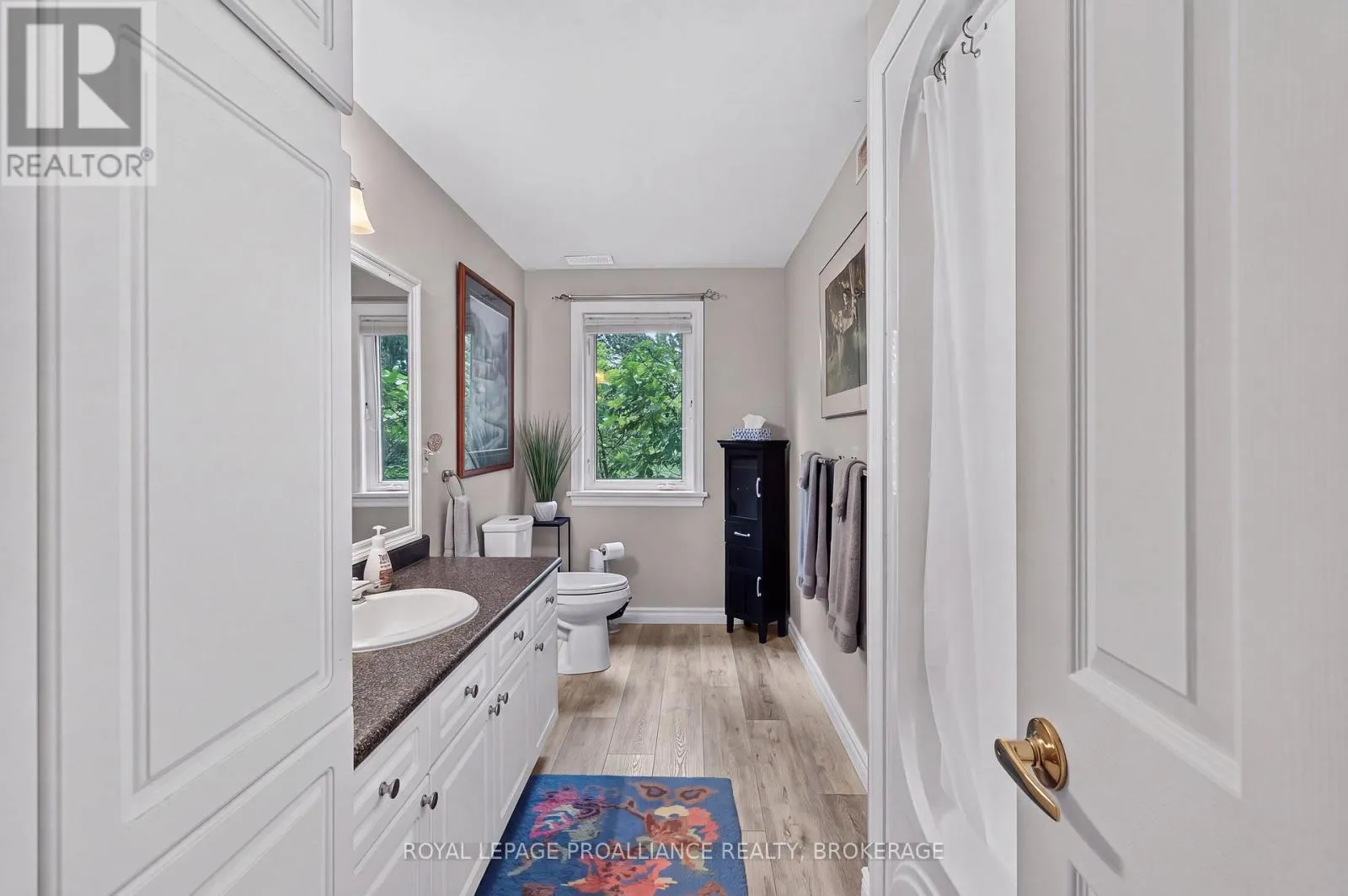 6 VANSTON ROAD