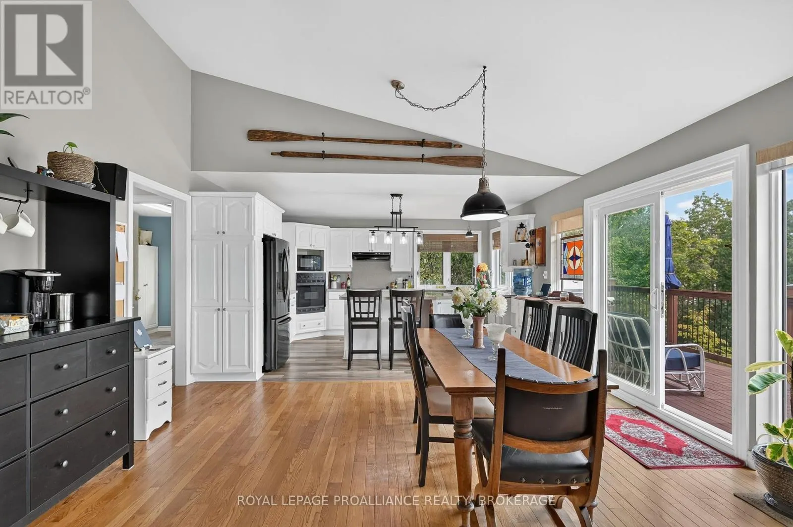 6 VANSTON ROAD