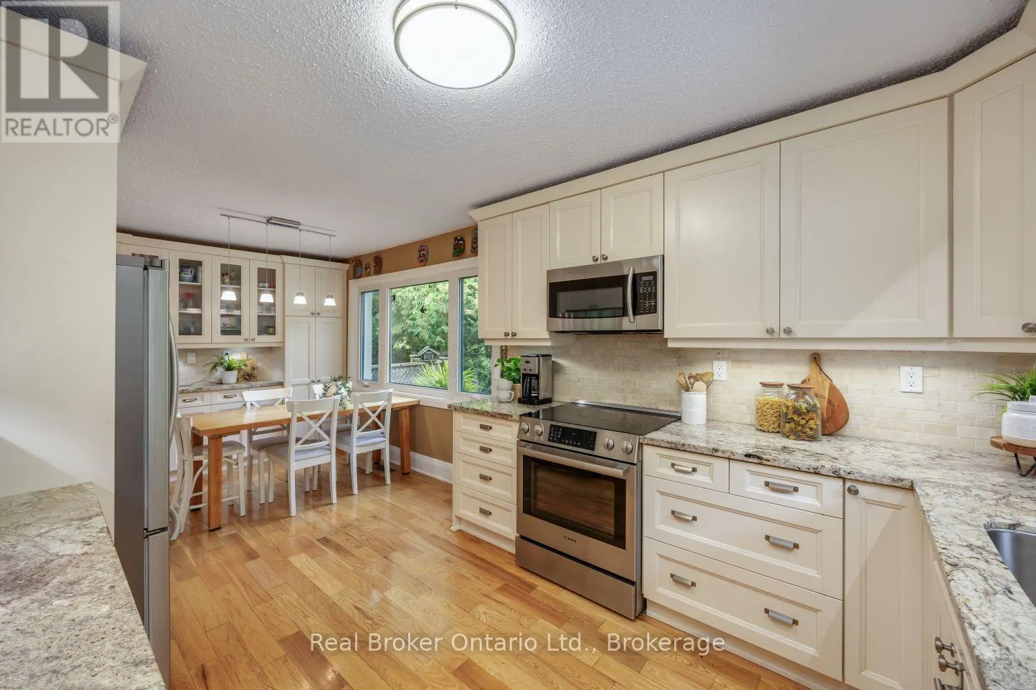 982 PORTER ROAD
