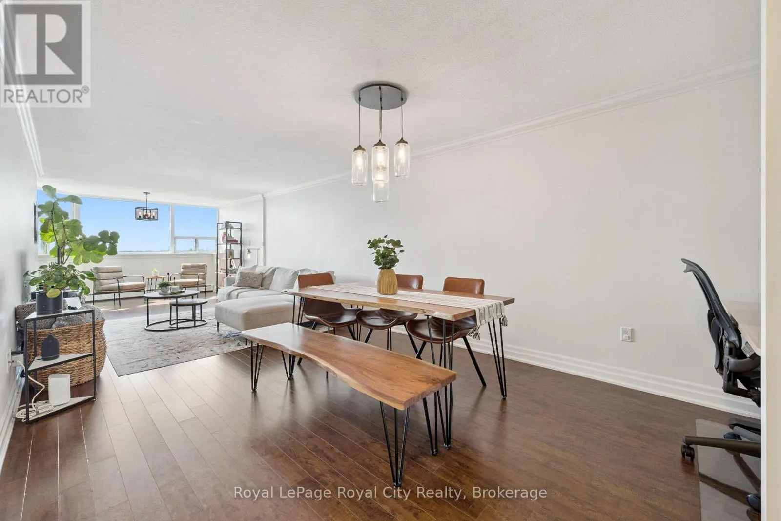 903 - 55 YARMOUTH STREET #903