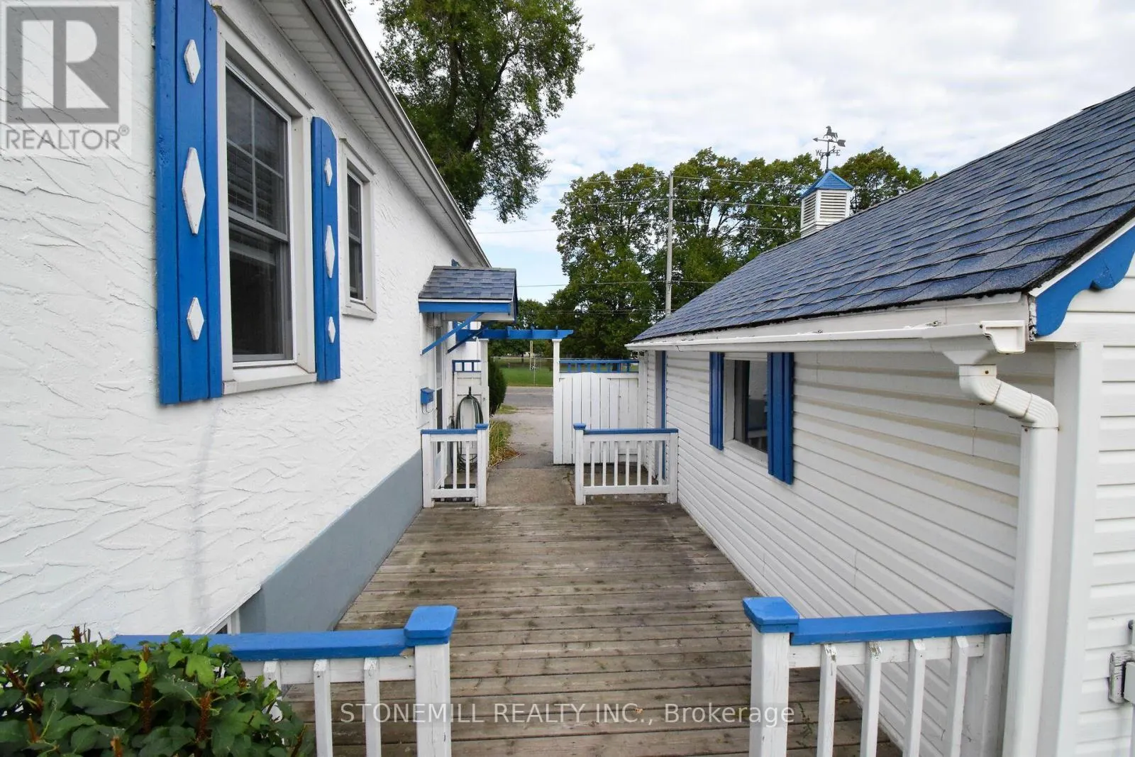 272 CARLTON STREET