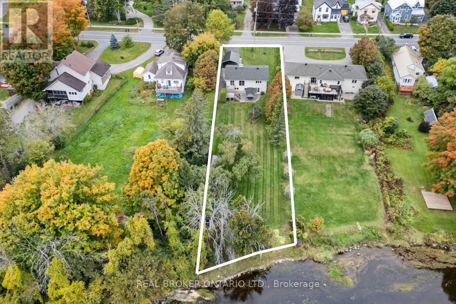 316 CLOTHIER STREET W