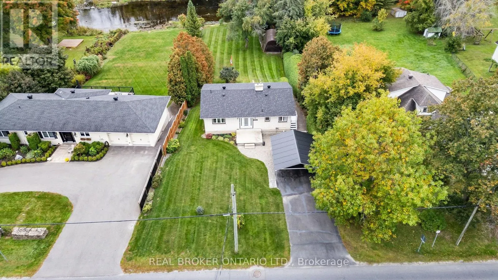 316 CLOTHIER STREET W