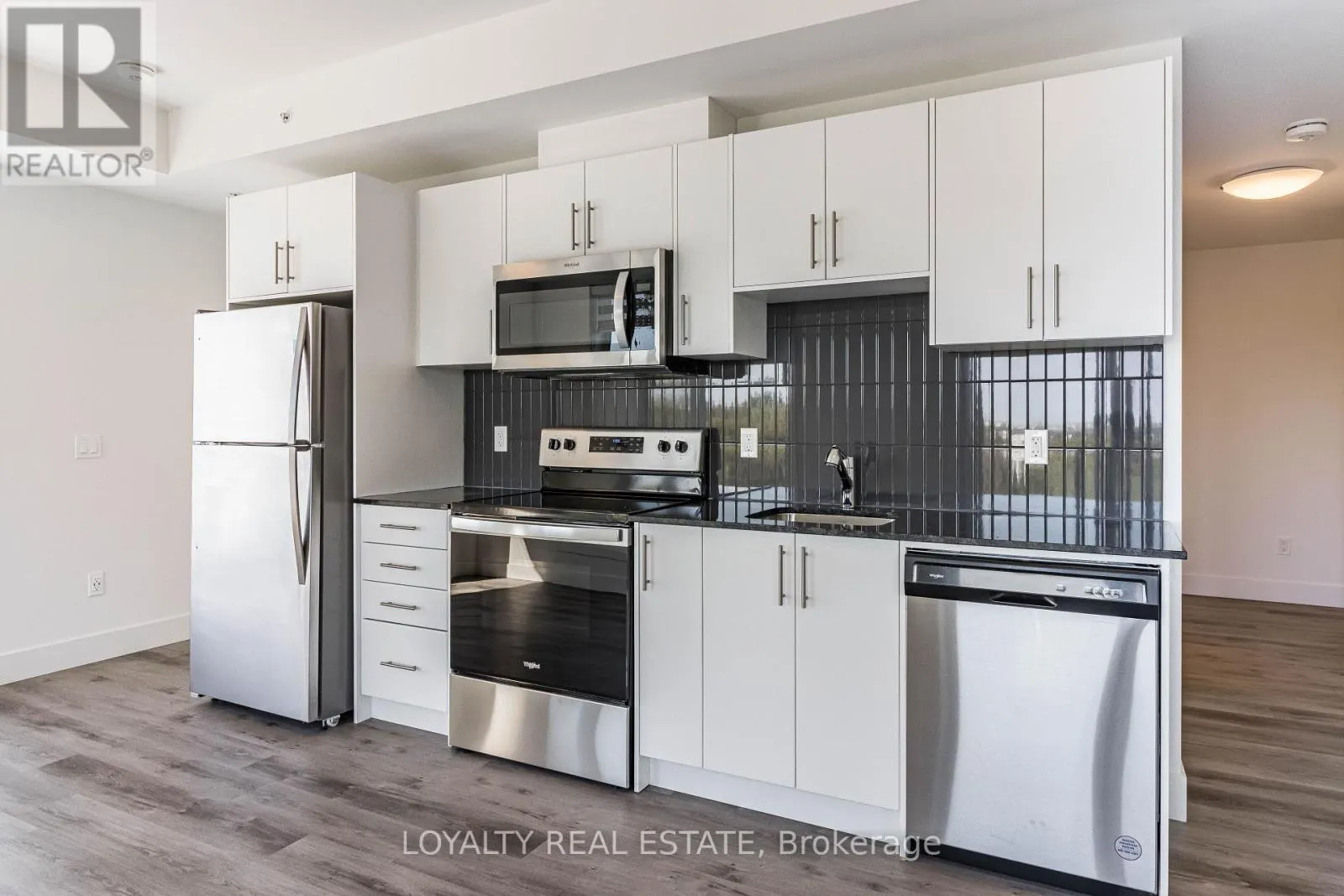 601 - 103 ROGERS STREET