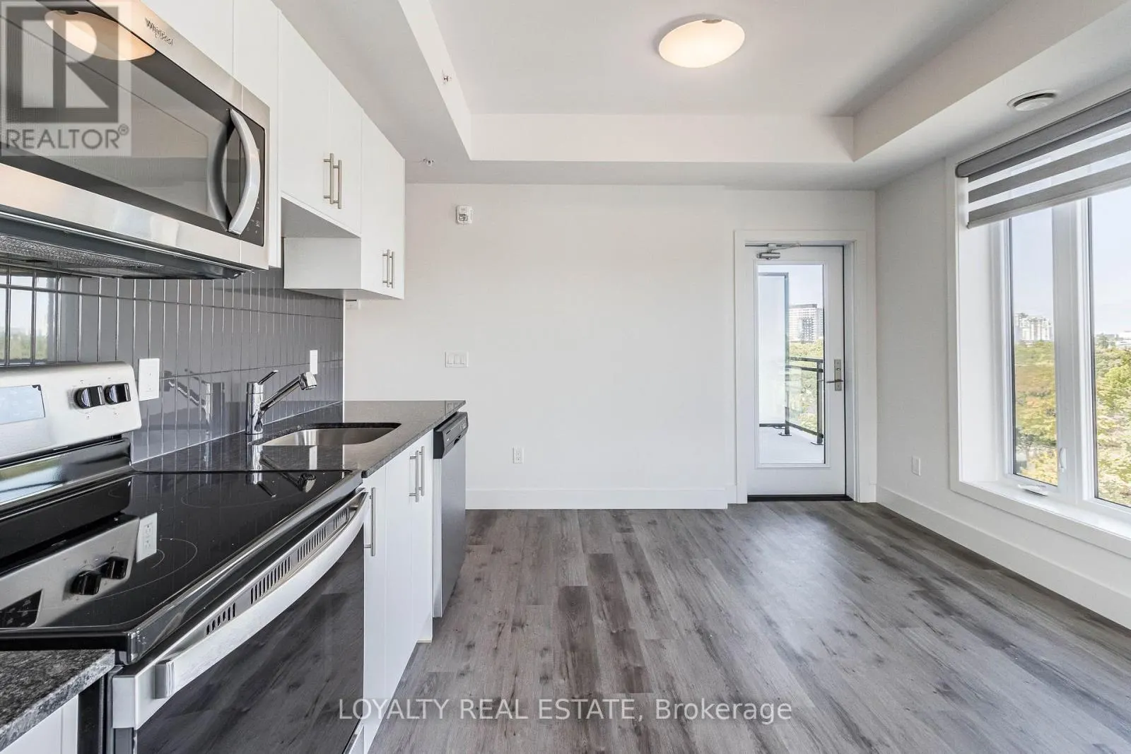 601 - 103 ROGERS STREET