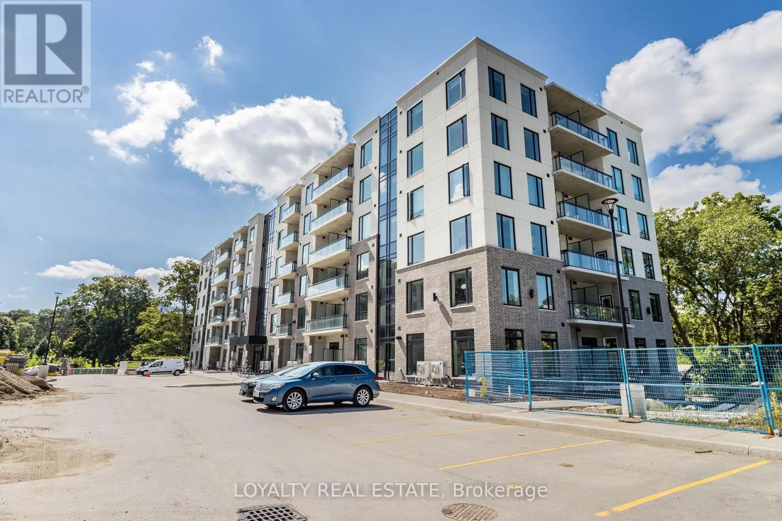 601 - 103 ROGERS STREET