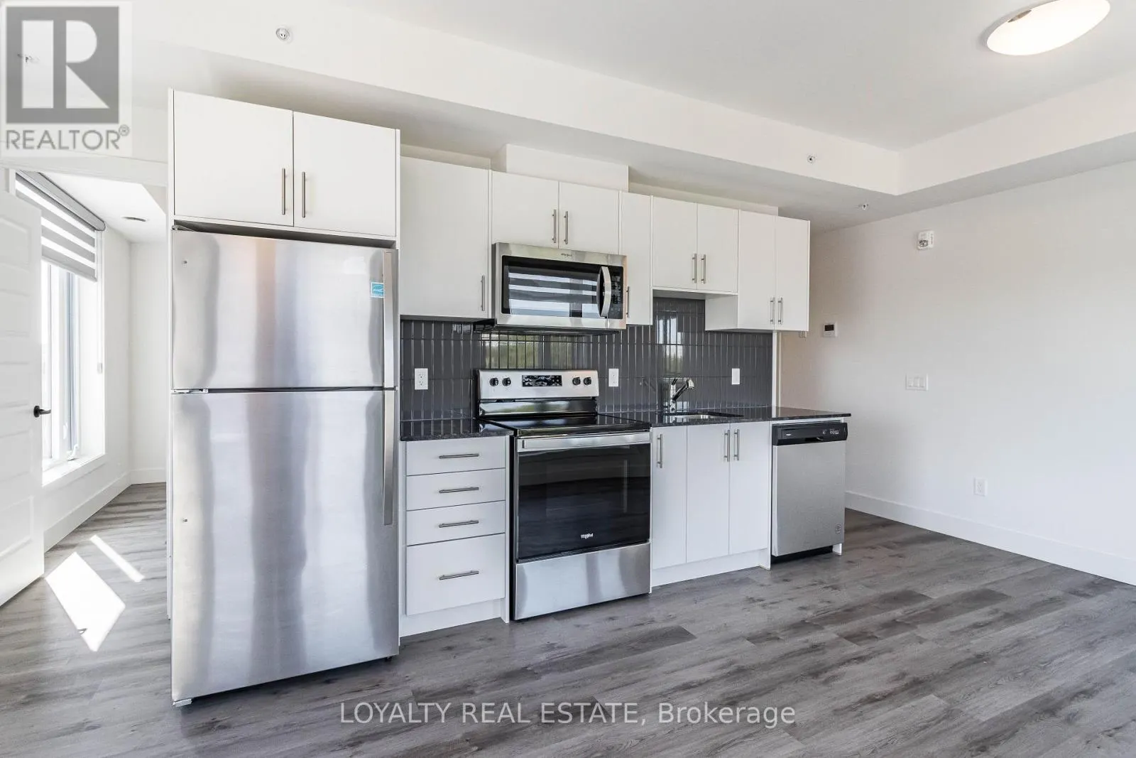 601 - 103 ROGERS STREET