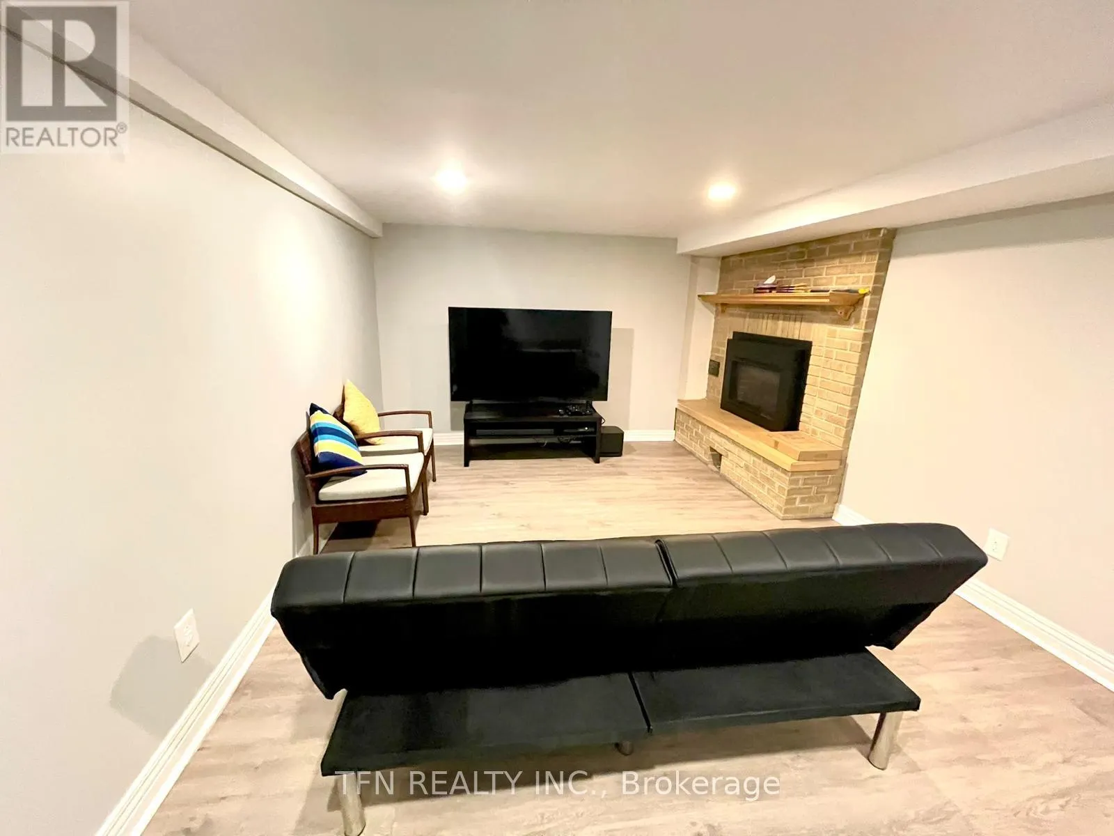 1301 NIAGARA RIVER PARKWAY