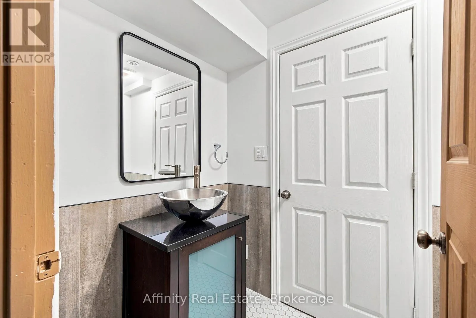 26 WELSTEAD DRIVE