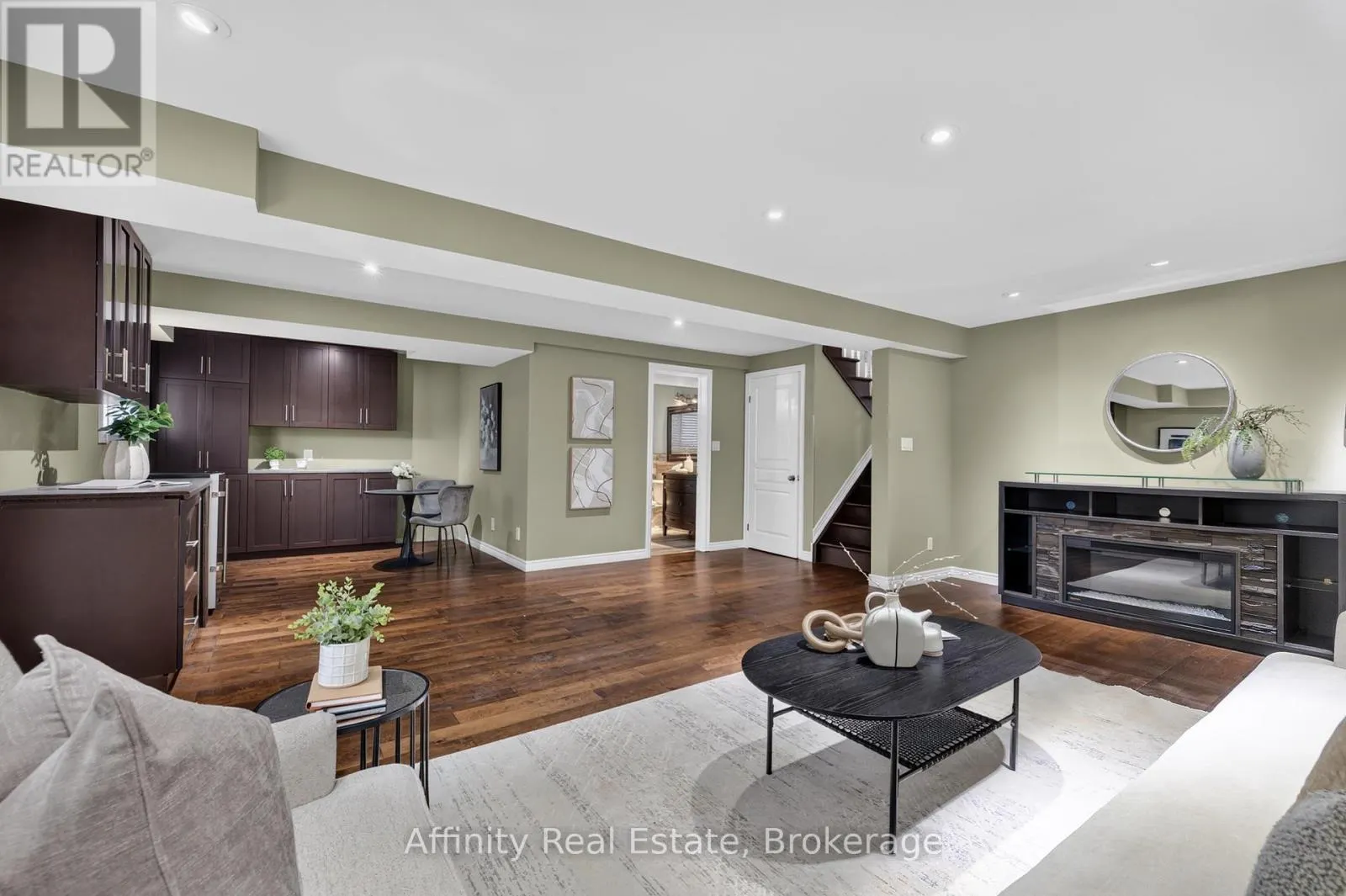 26 WELSTEAD DRIVE