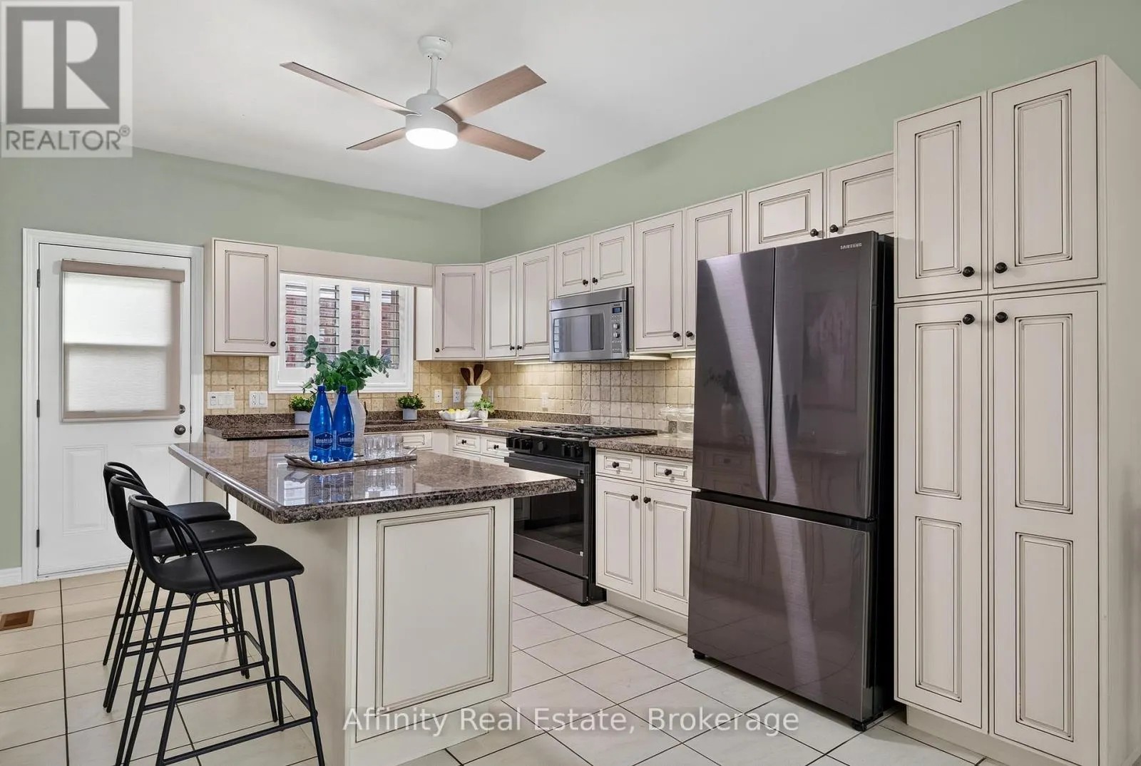 26 WELSTEAD DRIVE