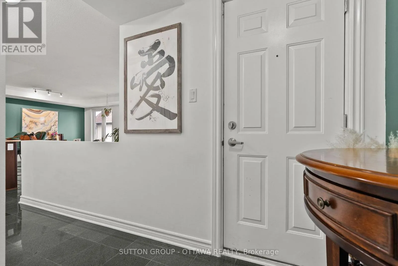 7 - 565 STONEFIELD PRIVATE