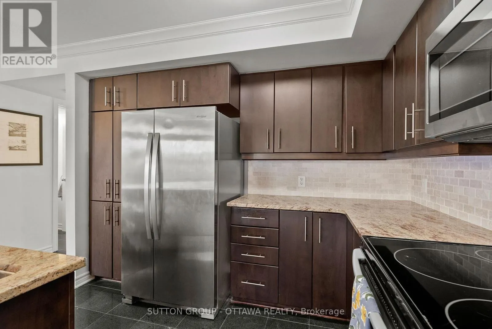 7 - 565 STONEFIELD PRIVATE