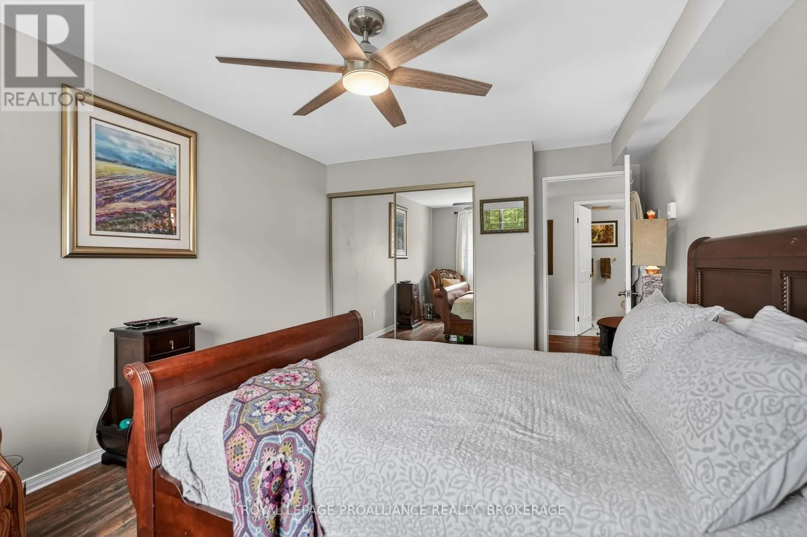 401 - 257 BATH ROAD #401