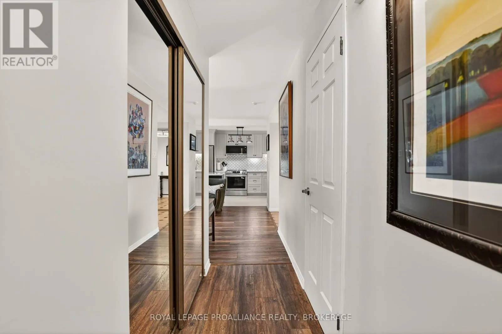 401 - 257 BATH ROAD #401