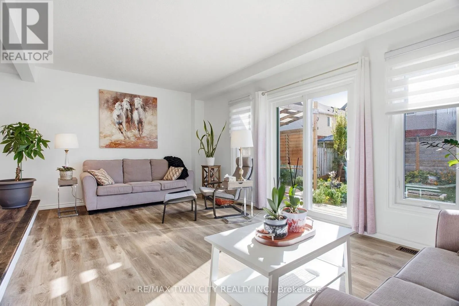 15 CANNES STREET