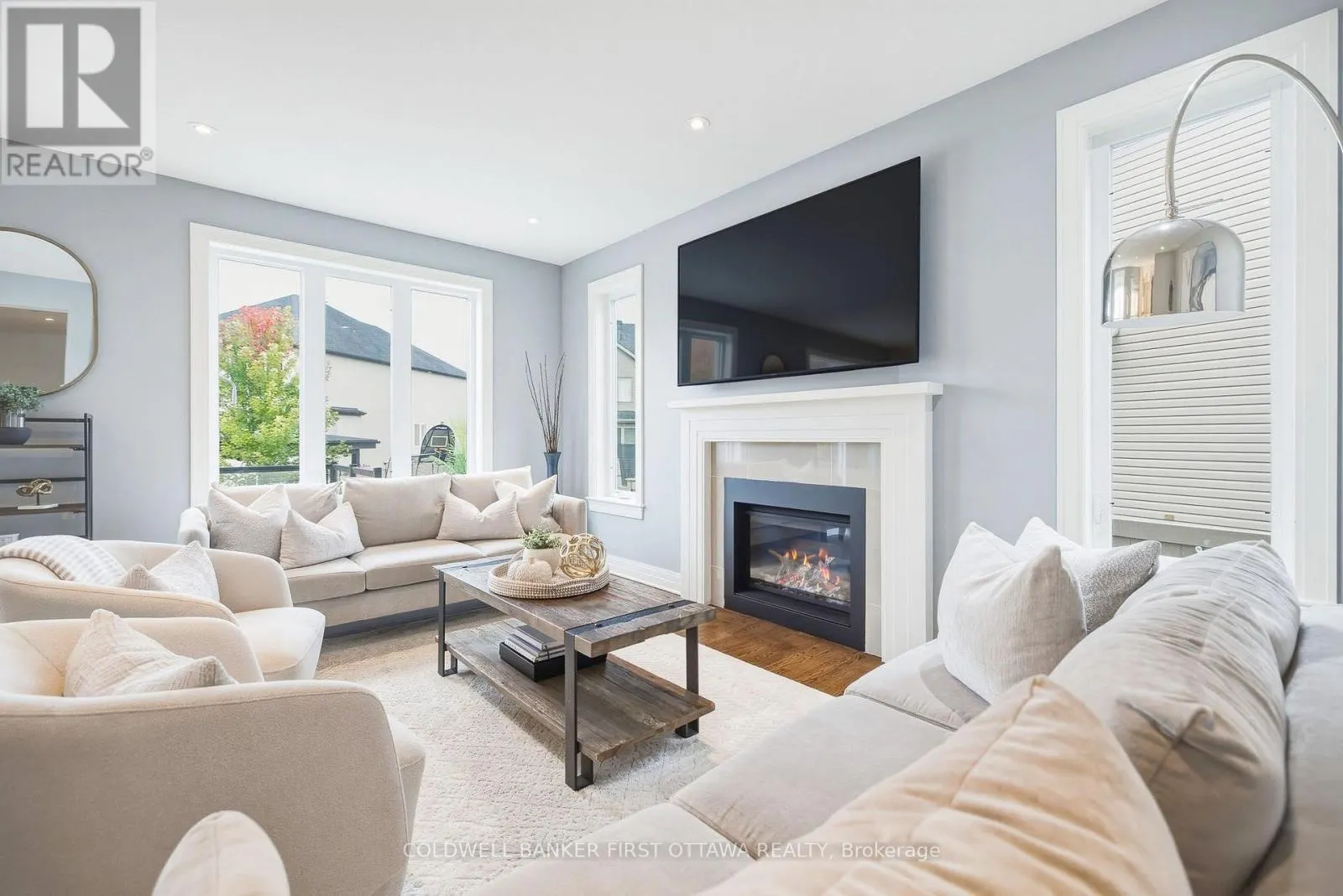529 ADAMSON CRESCENT
