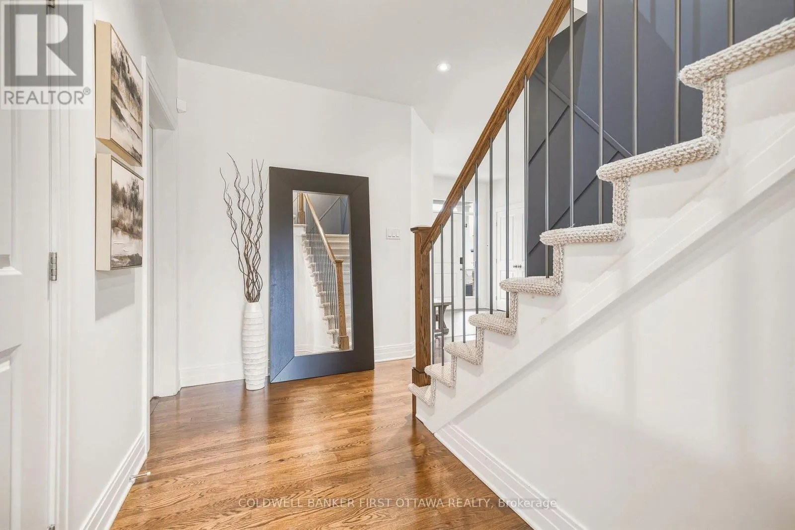 529 ADAMSON CRESCENT