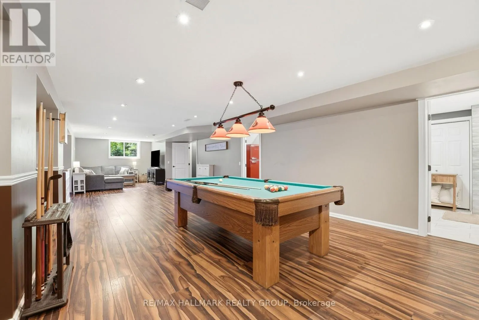 18 JOSTEEN DRIVE