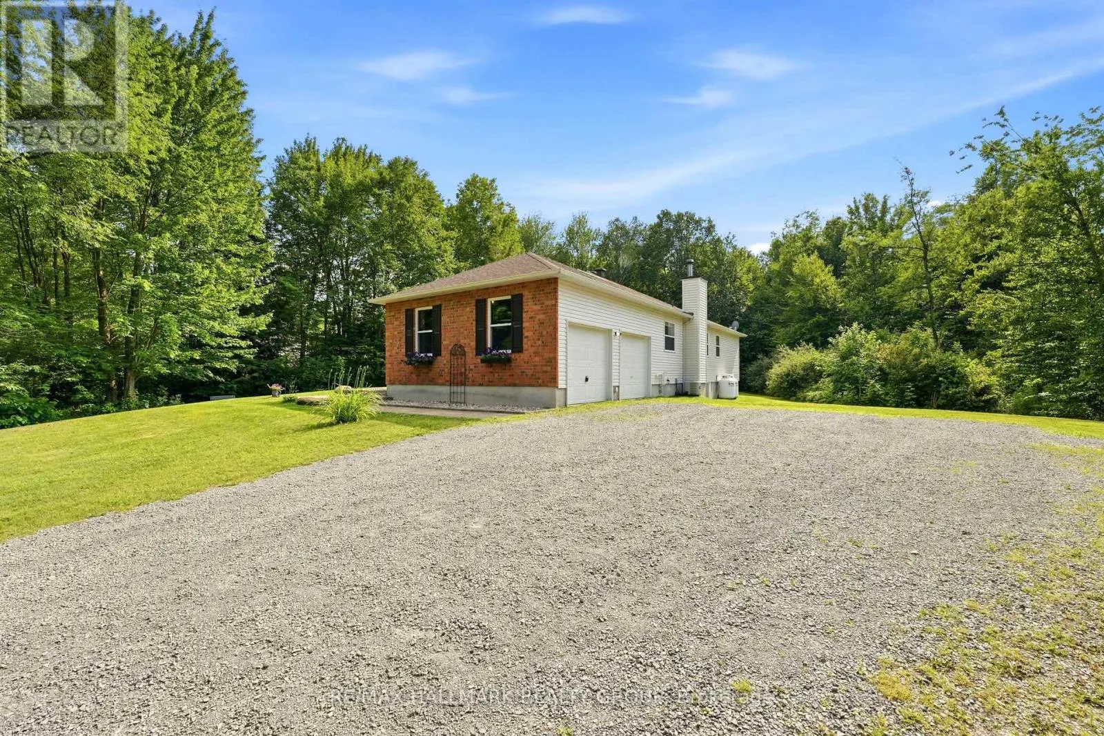 18 JOSTEEN DRIVE