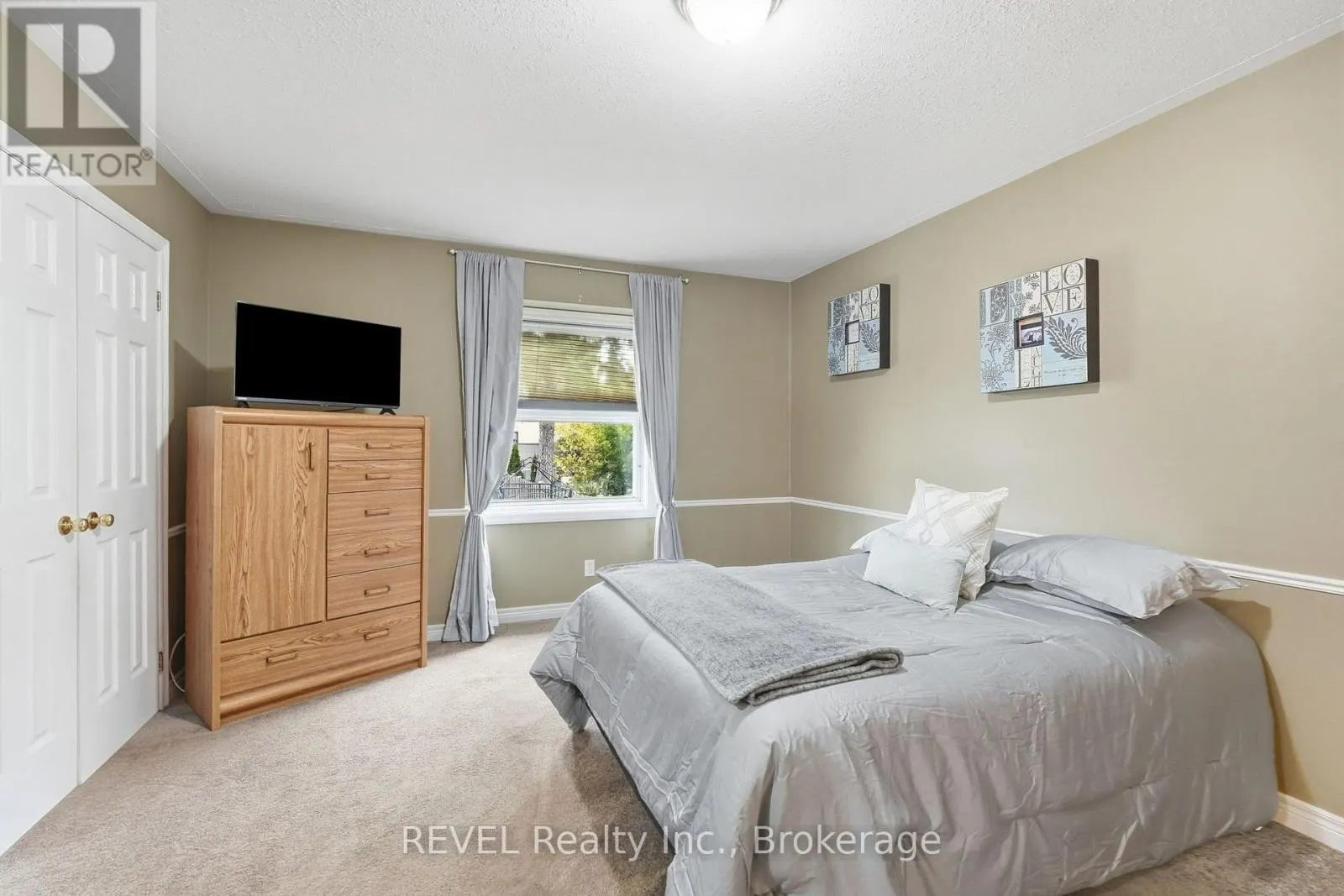 3 ORMOND STREET N