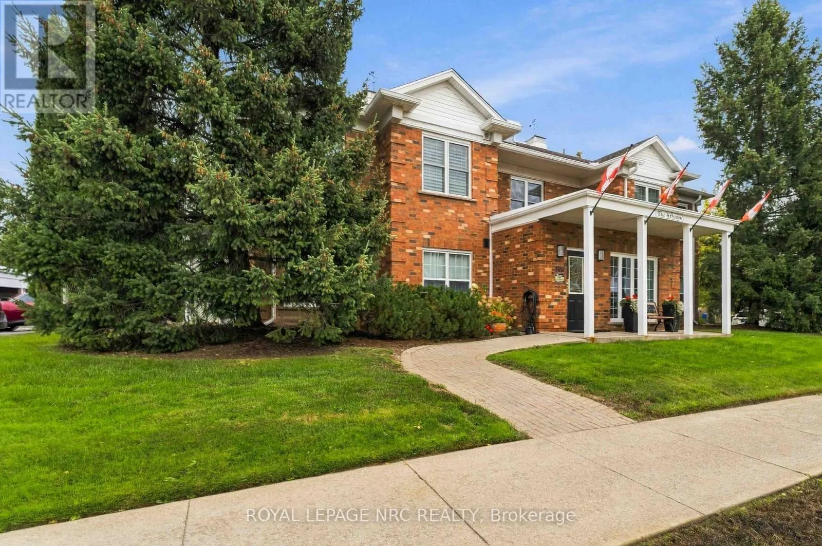 205 - 4090 JOHN CHARLES BOULEVARD #205