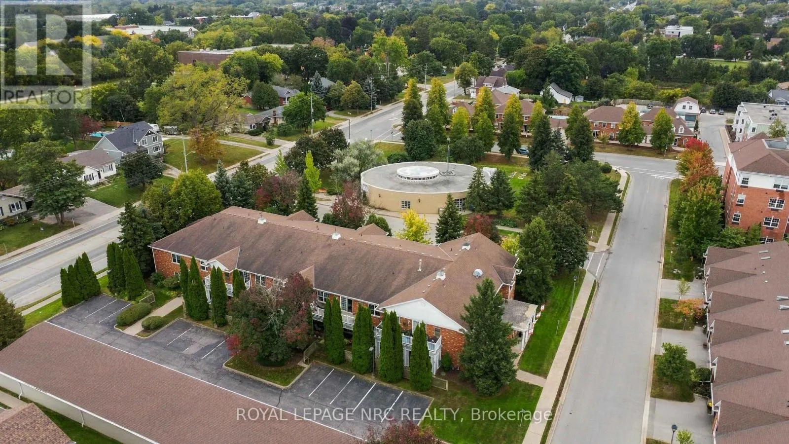 205 - 4090 JOHN CHARLES BOULEVARD #205