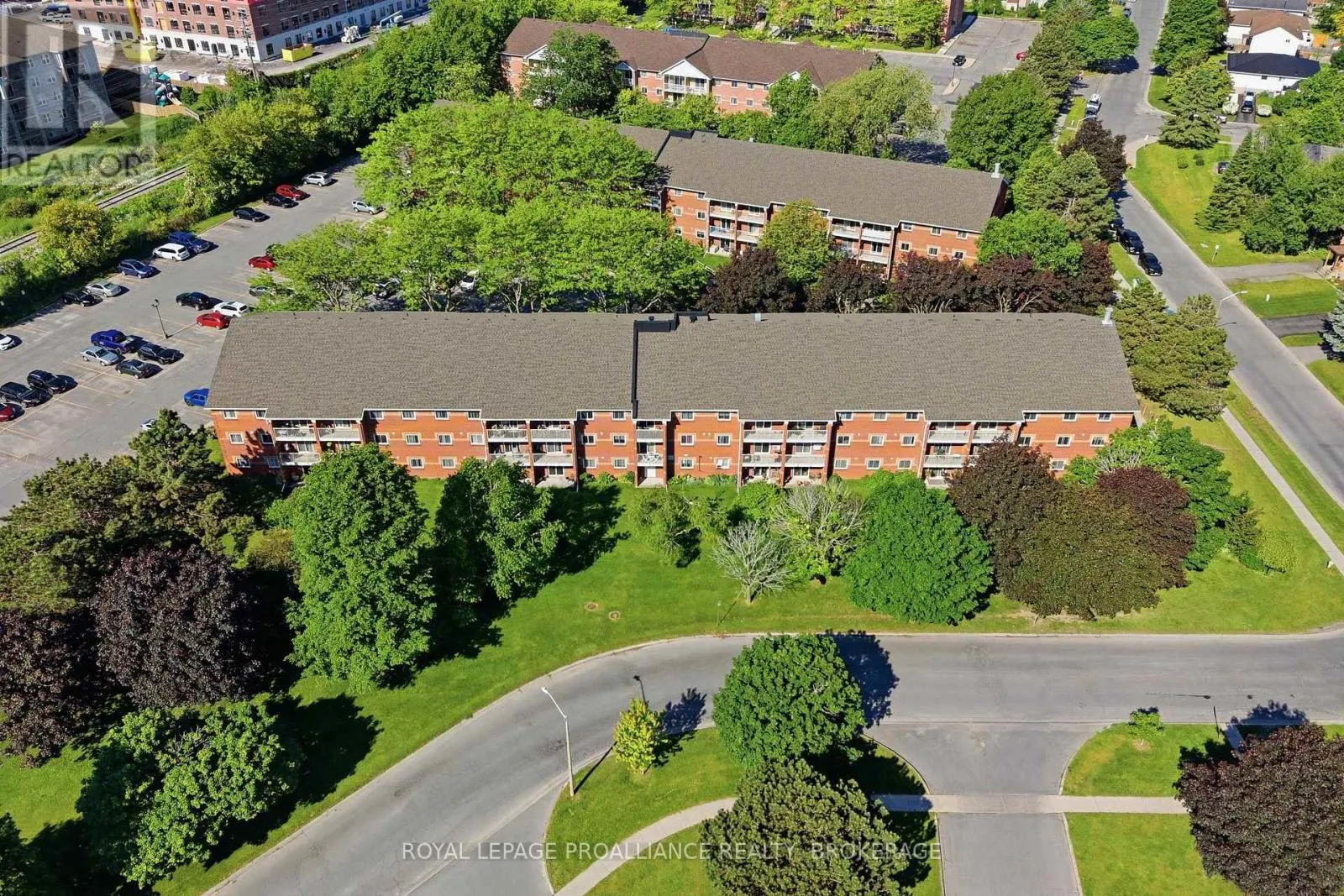 217 - 573 ARMSTRONG ROAD #217