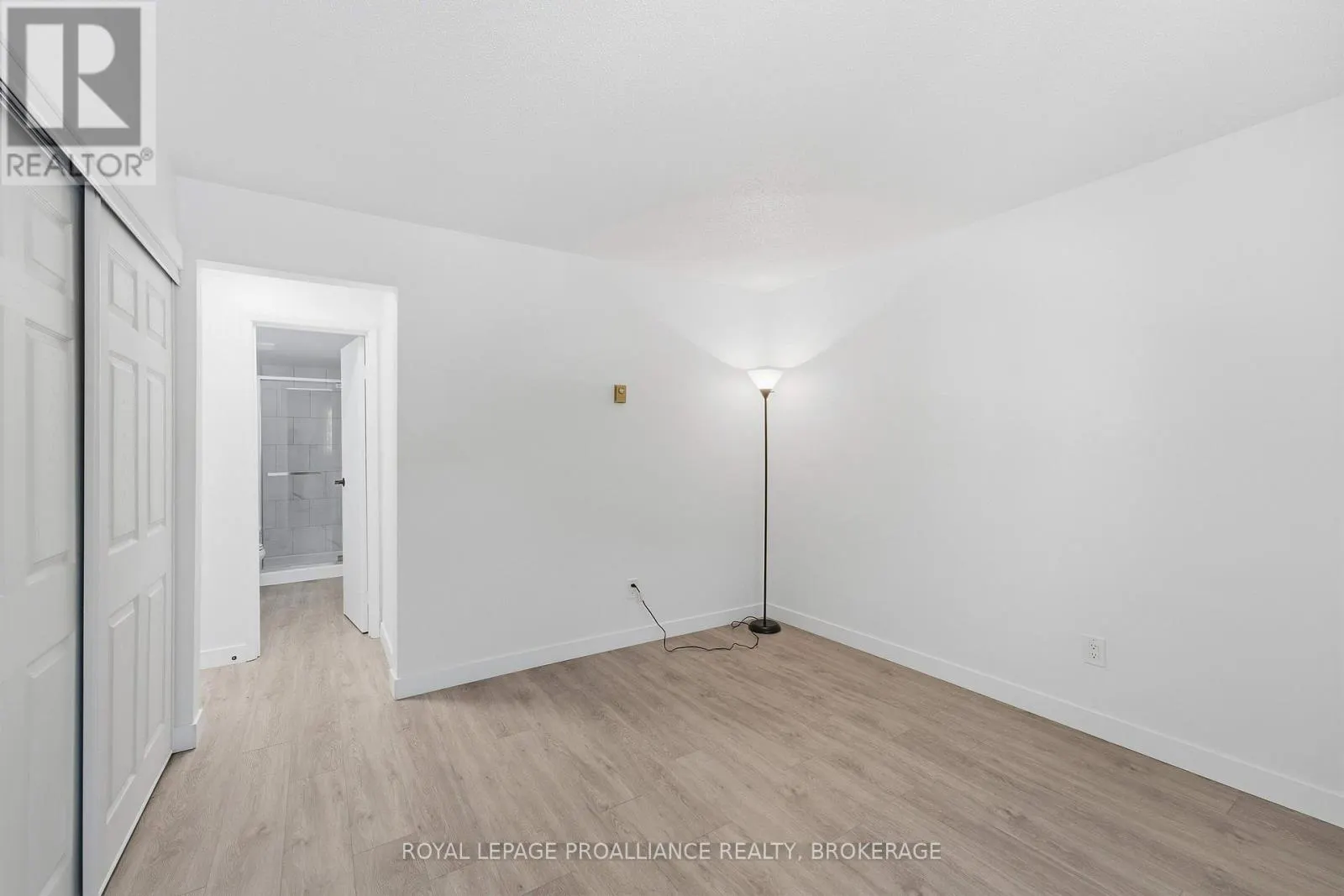 217 - 573 ARMSTRONG ROAD #217