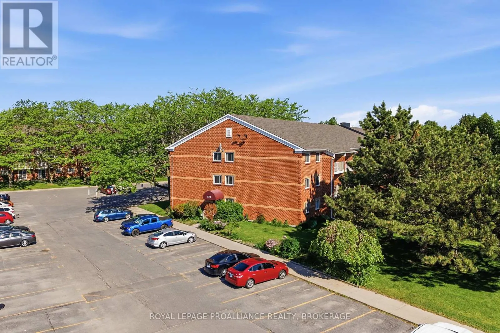 217 - 573 ARMSTRONG ROAD #217