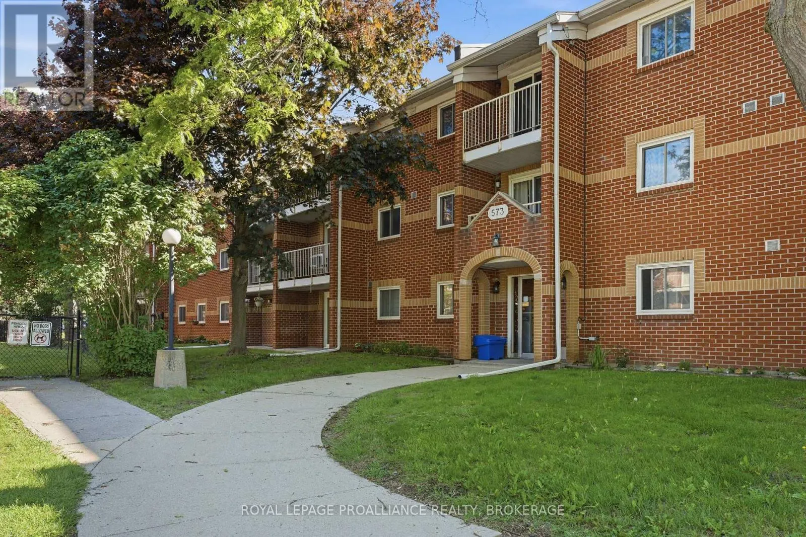 217 - 573 ARMSTRONG ROAD #217