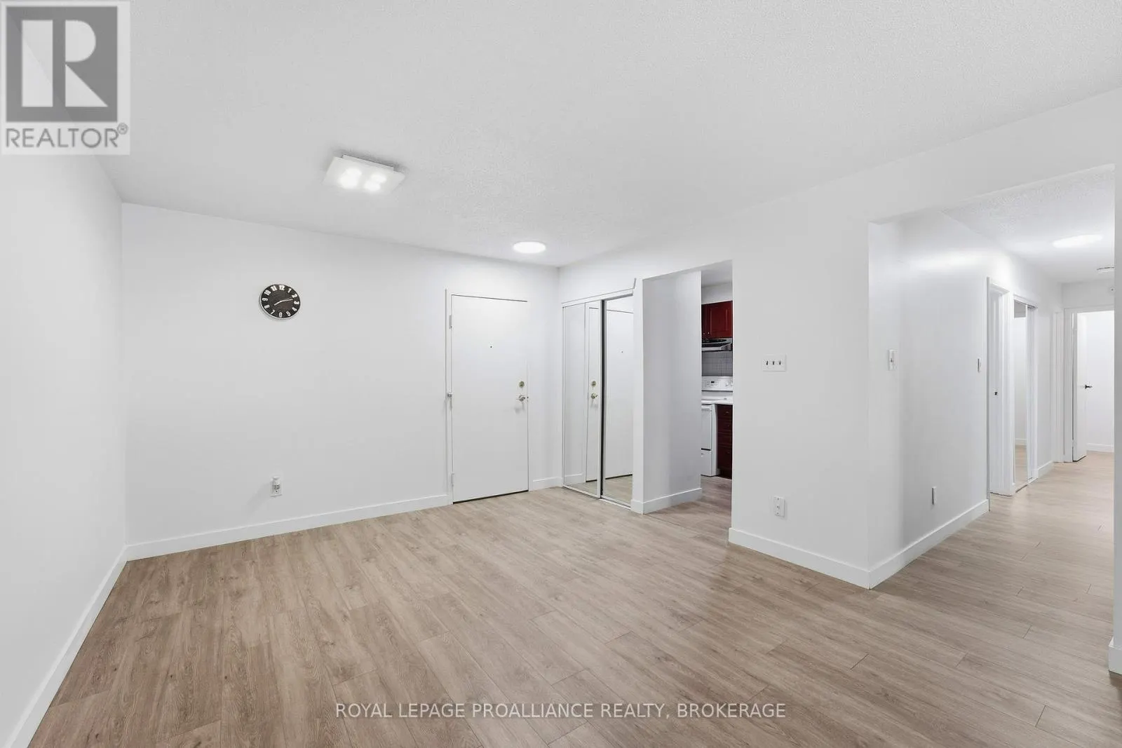 217 - 573 ARMSTRONG ROAD #217