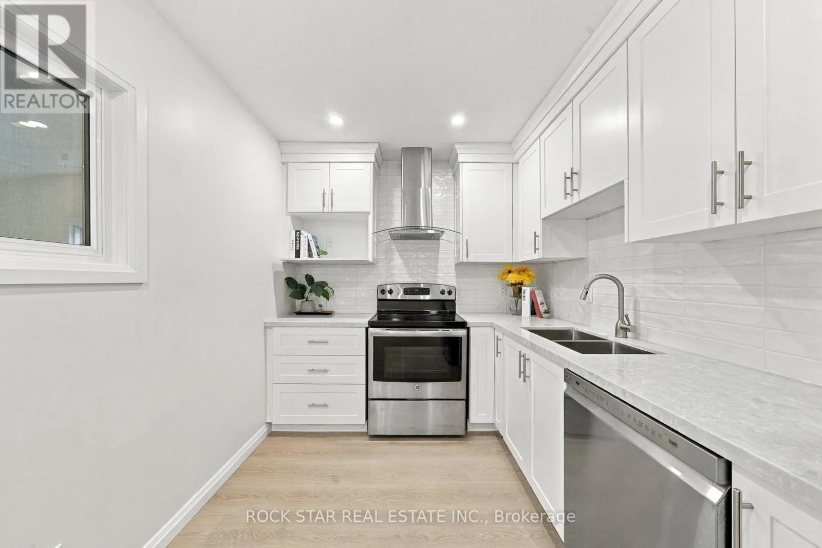 294 EAST 28TH STREET