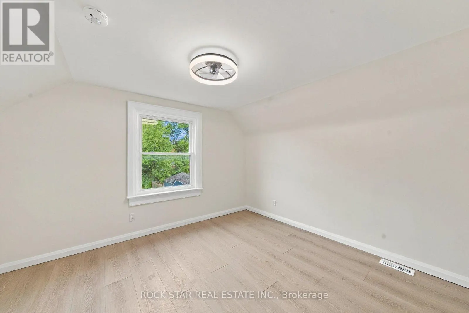 294 EAST 28TH STREET