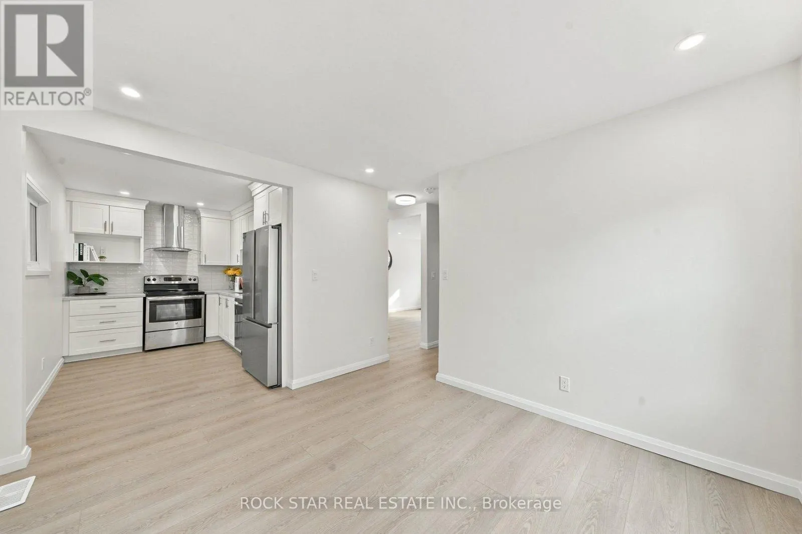 294 EAST 28TH STREET