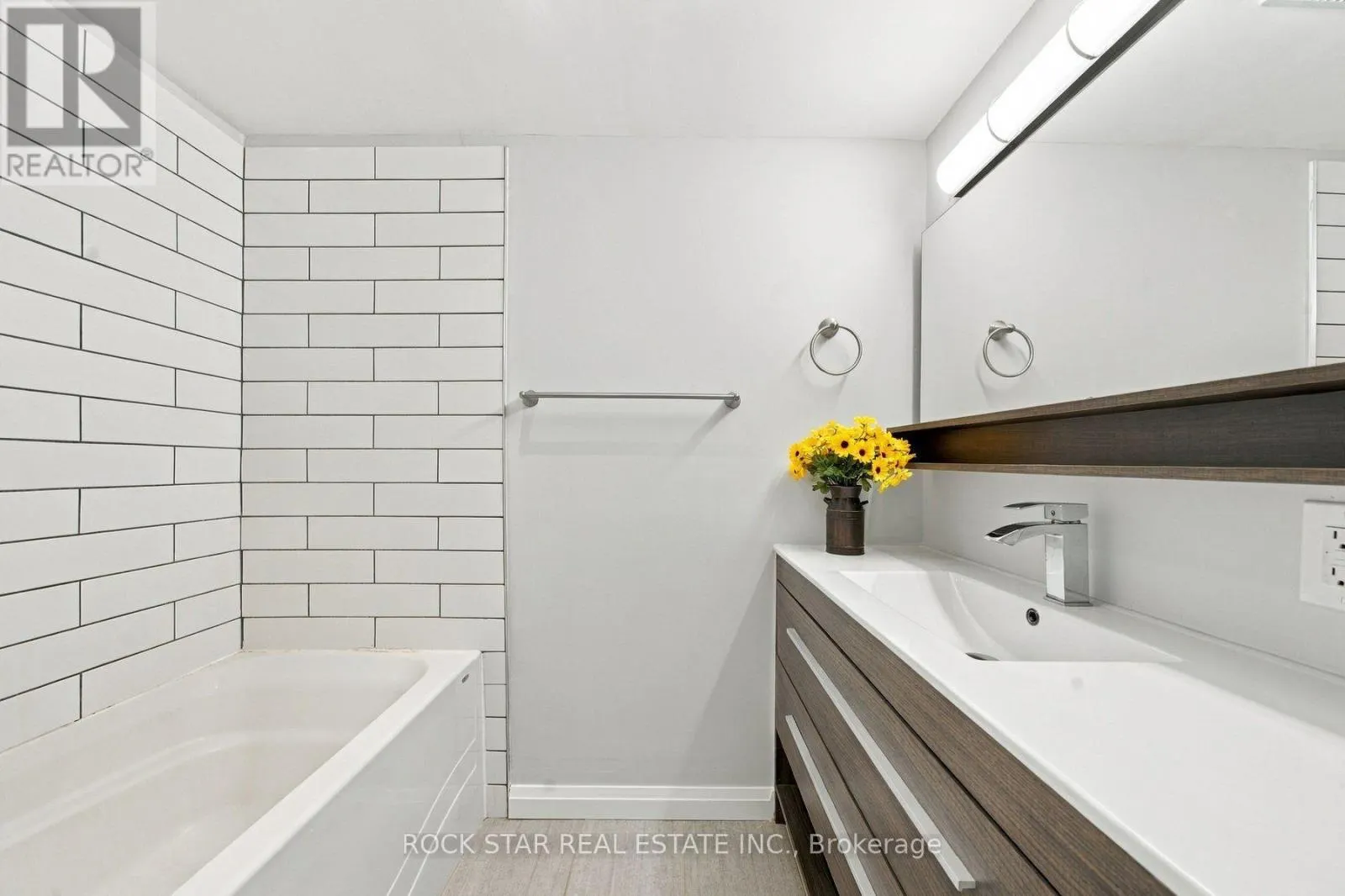 294 EAST 28TH STREET