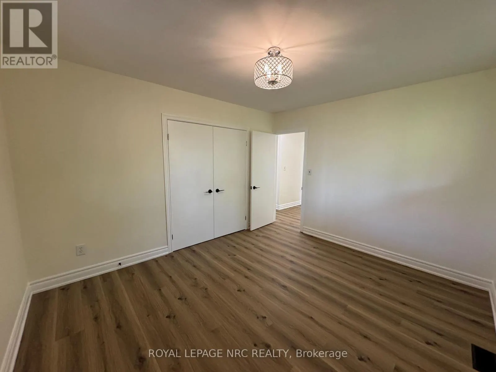 11 RICHARD STREET