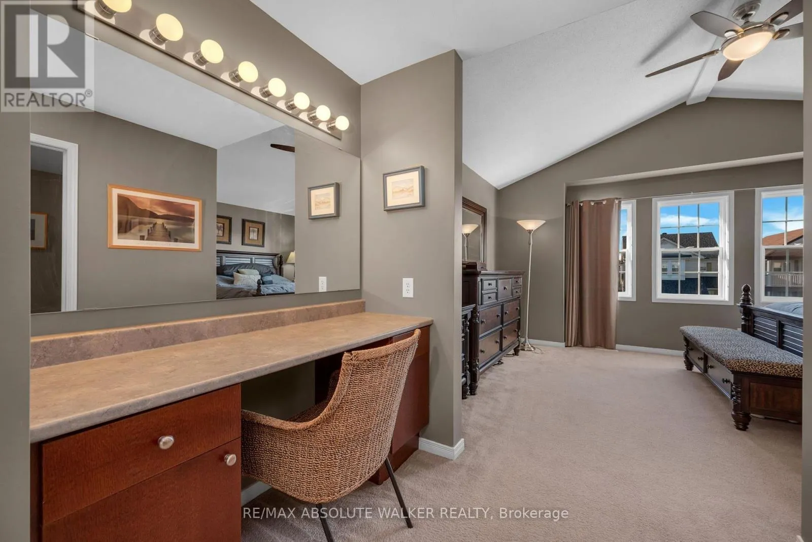 1046 FIELDFAIR WAY