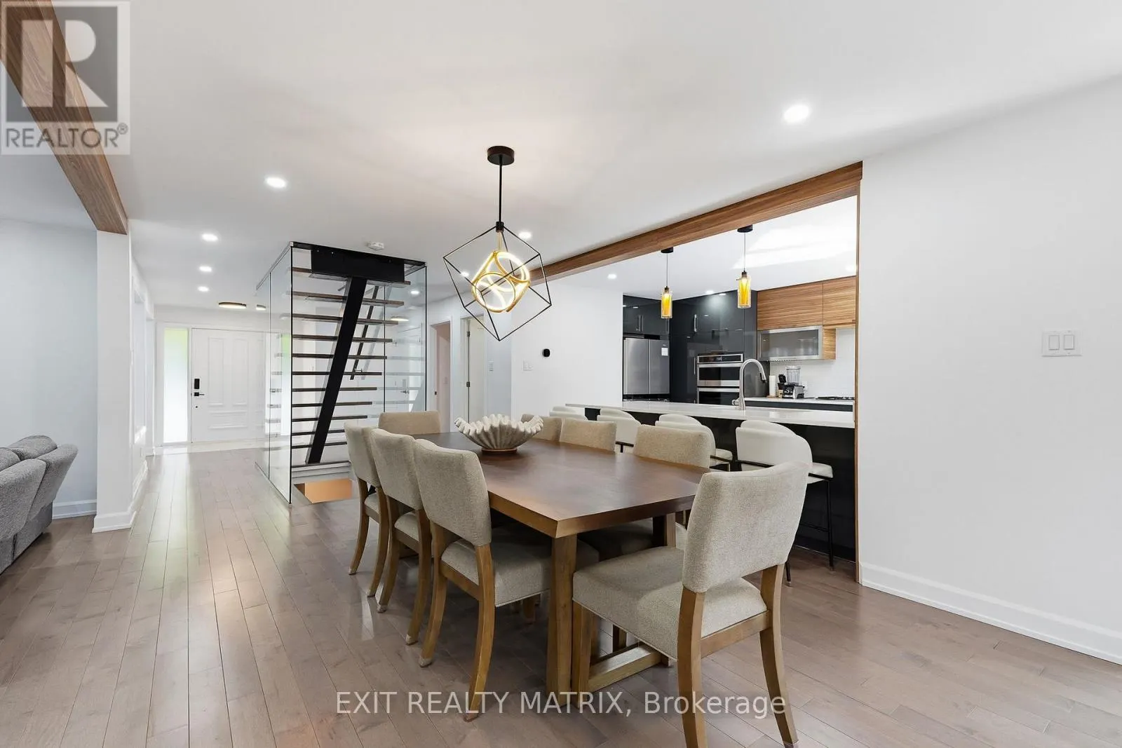 636 MERKLEY DRIVE