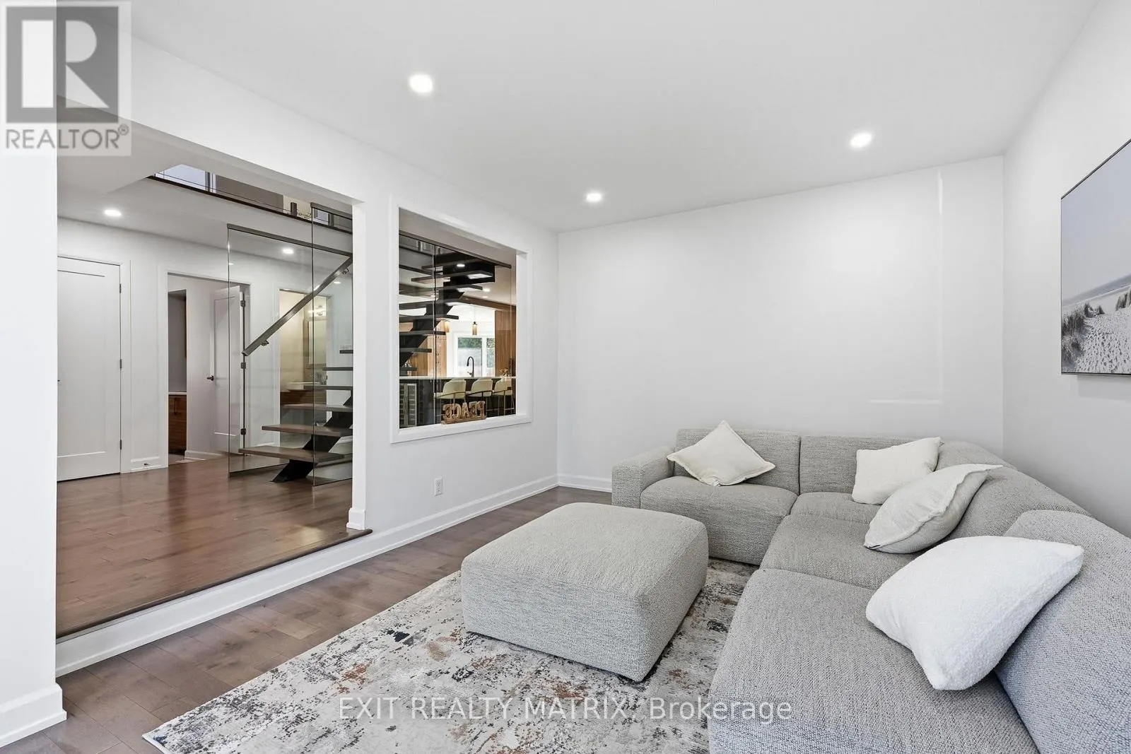 636 MERKLEY DRIVE