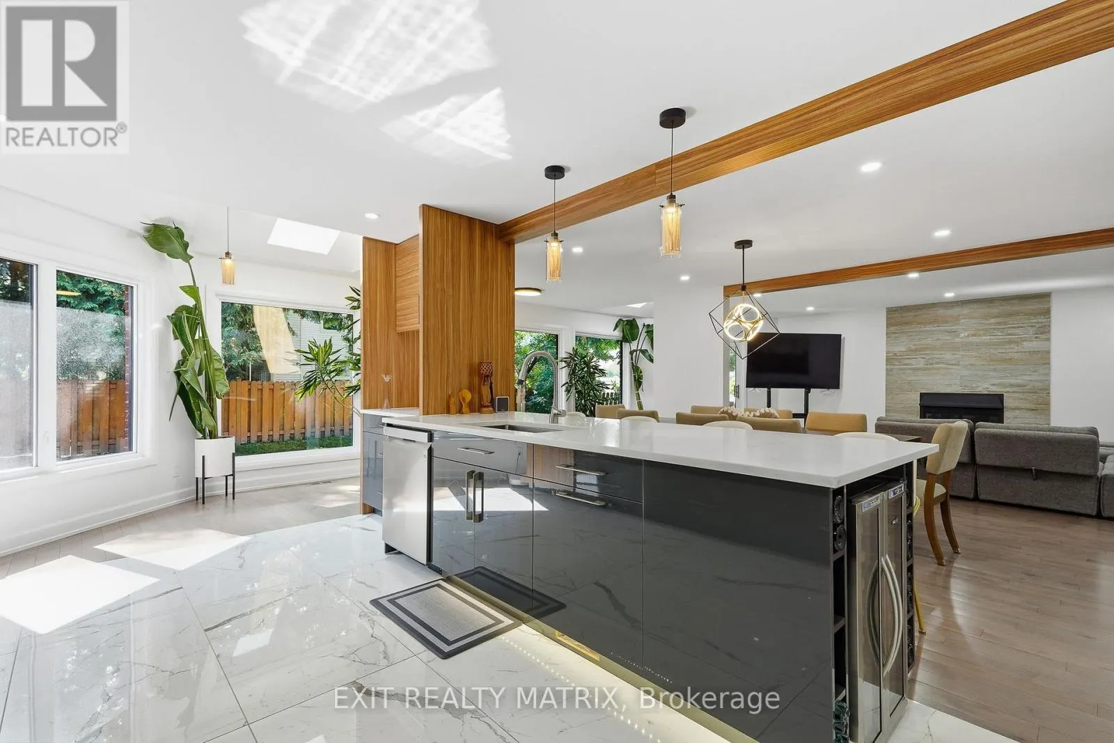 636 MERKLEY DRIVE