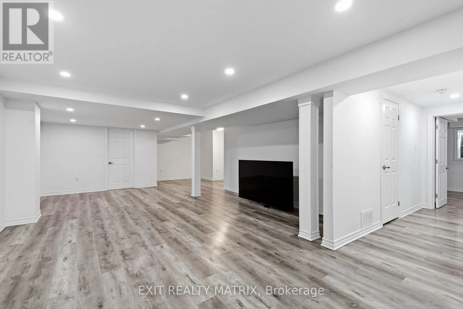 636 MERKLEY DRIVE