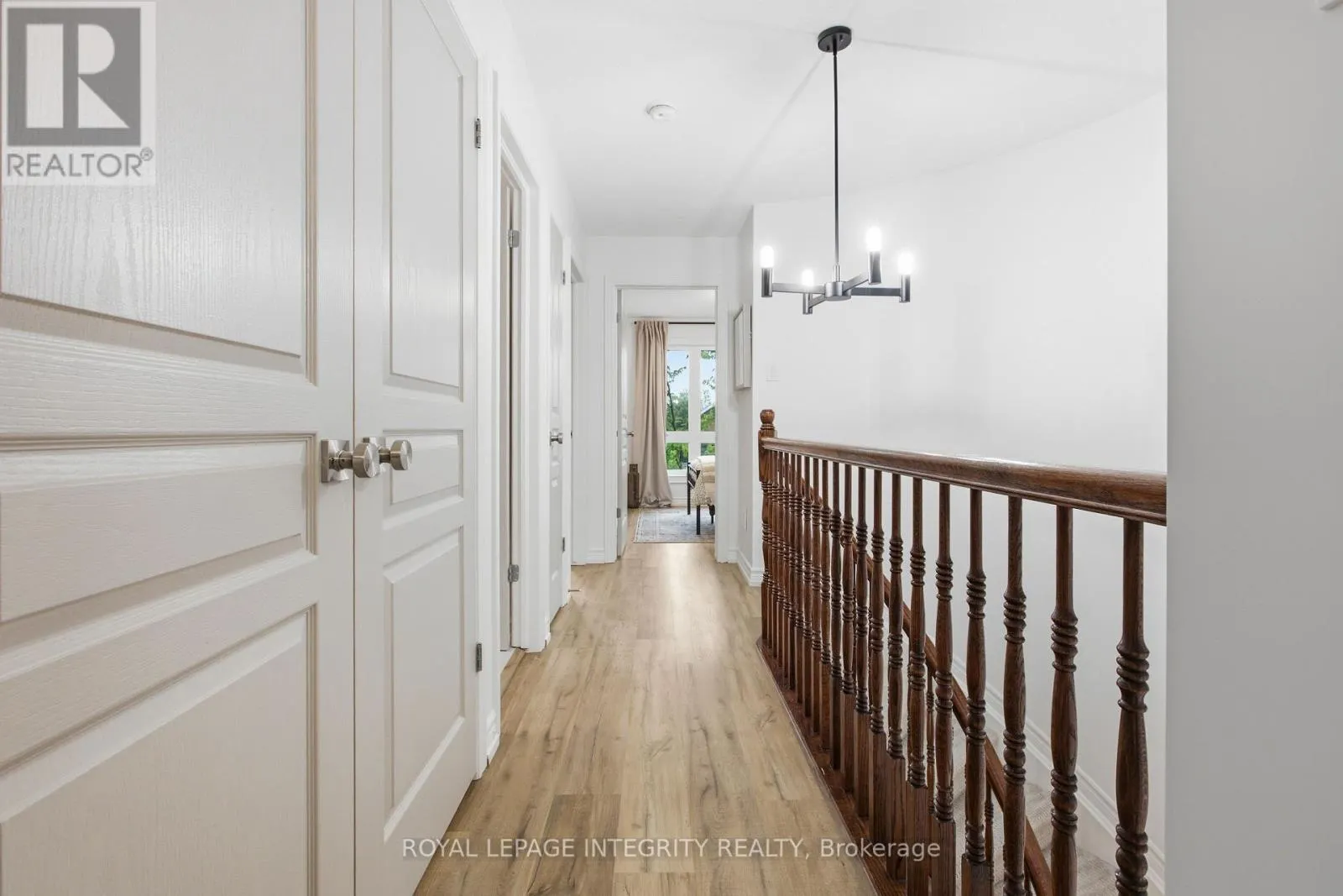 246 COOKS MILL CRESCENT