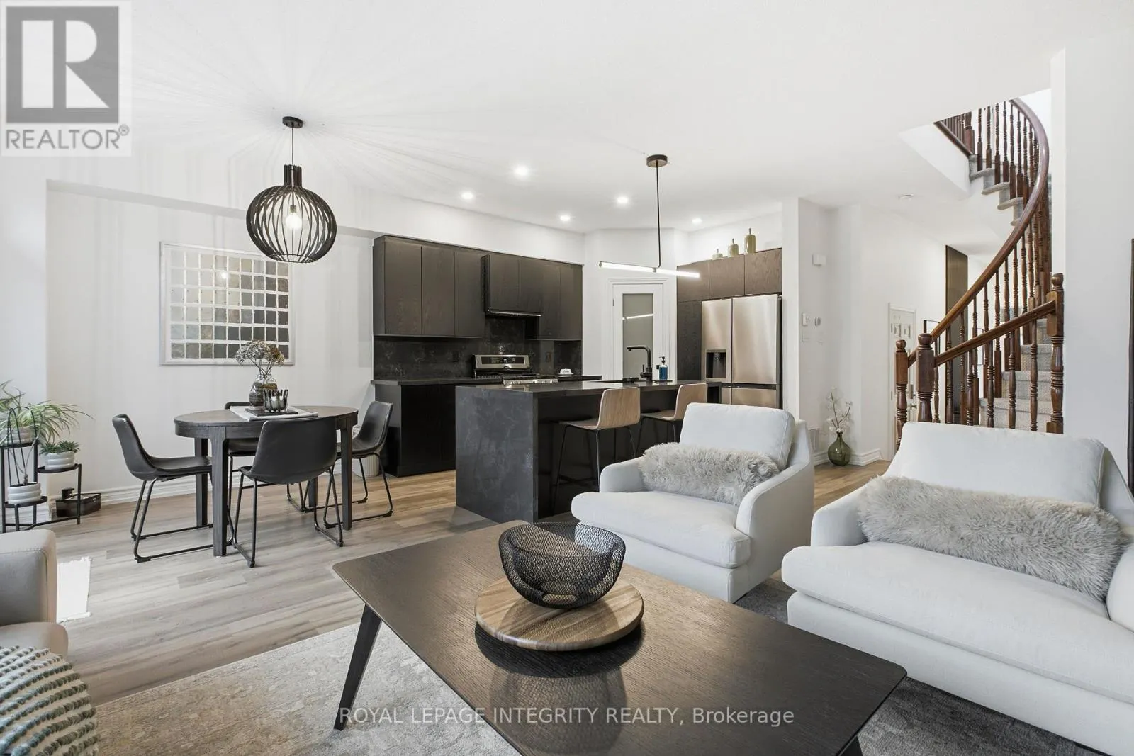 246 COOKS MILL CRESCENT