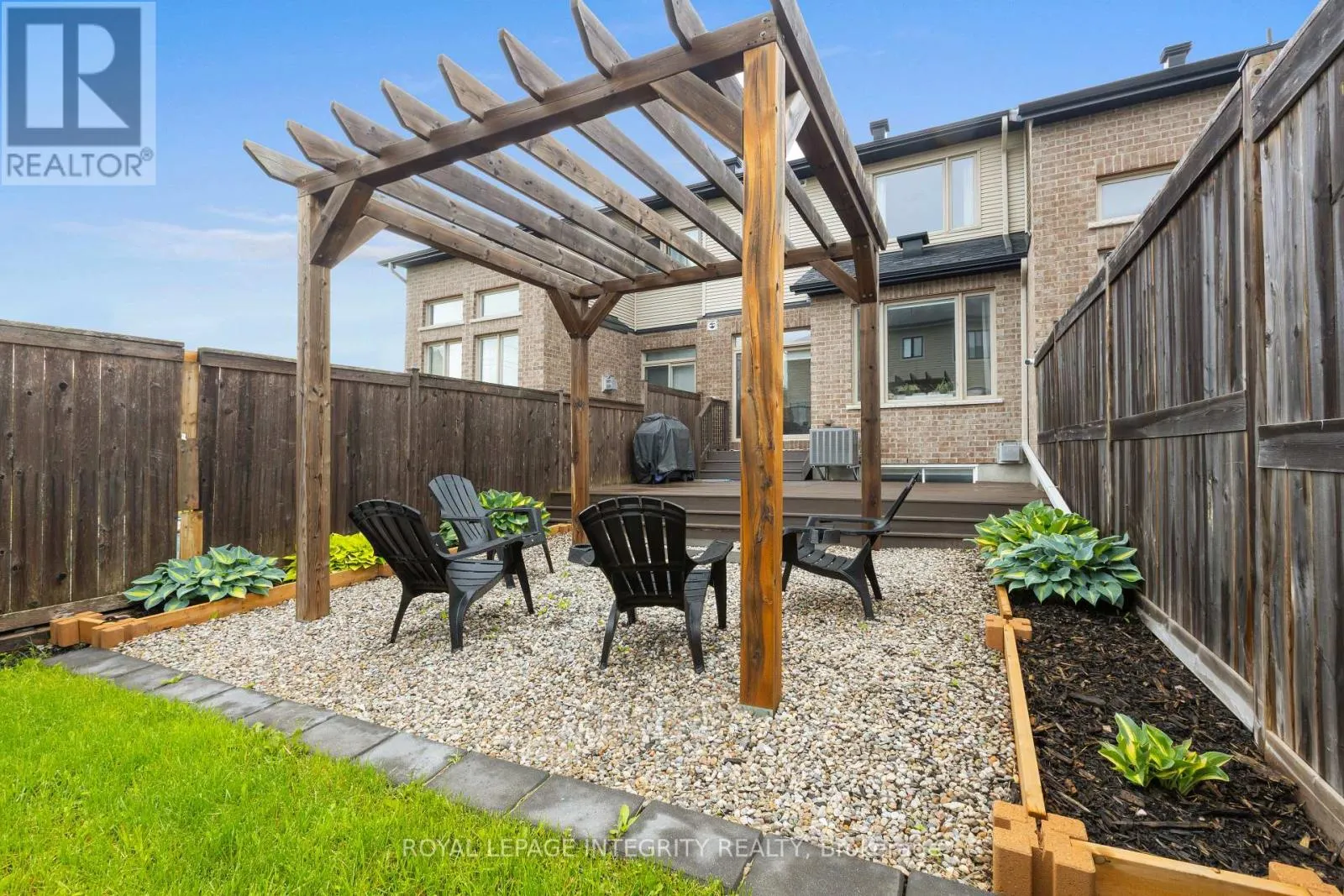 246 COOKS MILL CRESCENT